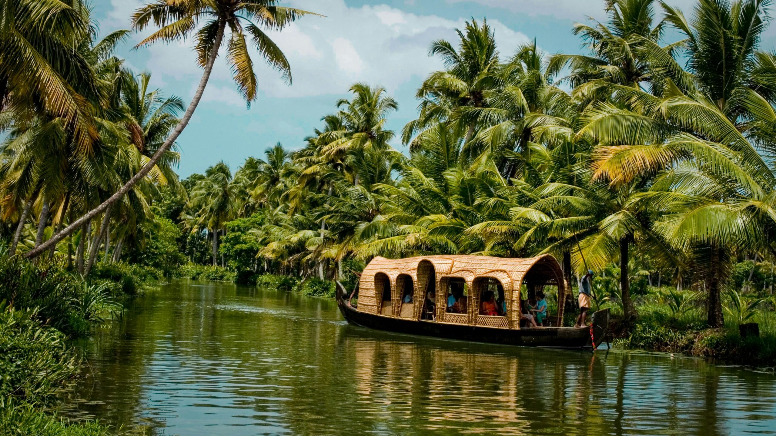 Kerala Tourism Swan Holidays